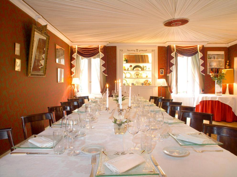 Hotel La Cognette A 25 Kilometres De Chateauroux Et 30 Kilometres De Bourges 伊苏丹 外观 照片