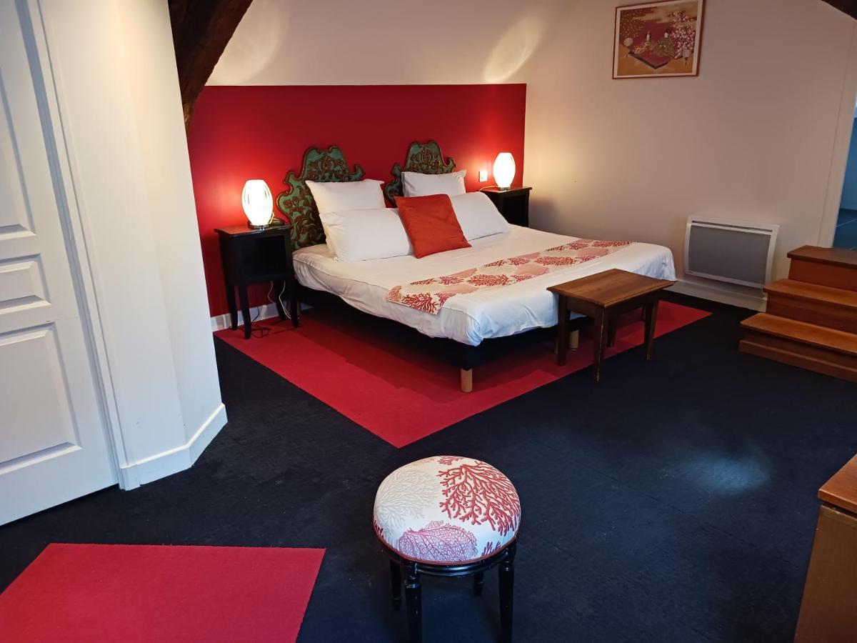 Hotel La Cognette A 25 Kilometres De Chateauroux Et 30 Kilometres De Bourges 伊苏丹 外观 照片