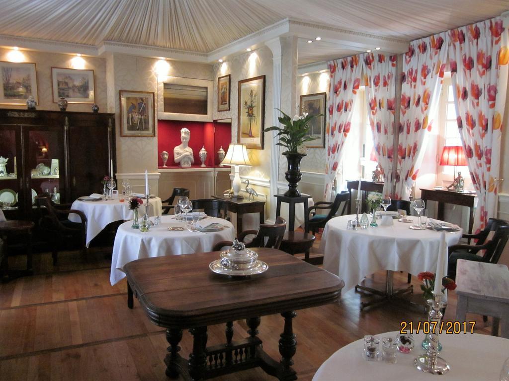 Hotel La Cognette A 25 Kilometres De Chateauroux Et 30 Kilometres De Bourges 伊苏丹 外观 照片